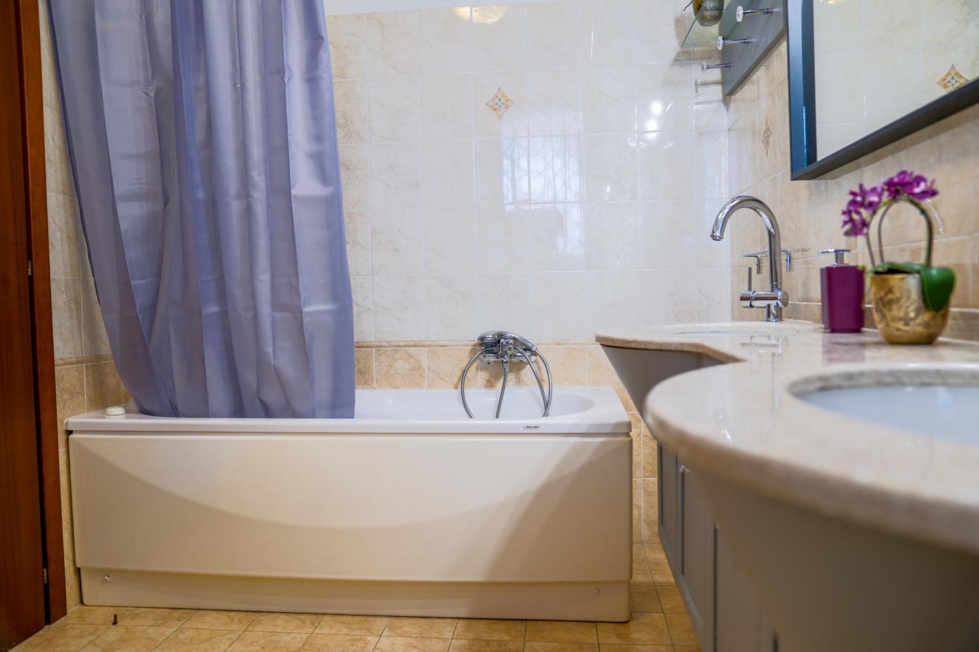 La Dimora Dei Vini Bed & Breakfast Fiumicino Exterior photo